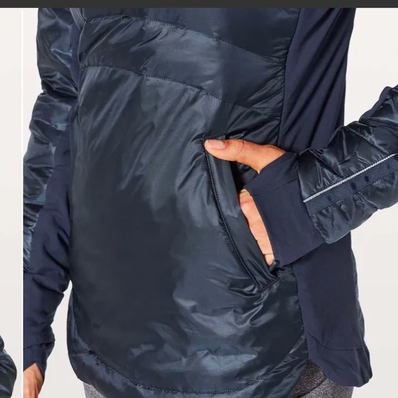 Lululemon Down for a Run pullover II, inkwell size 8 - Picture 4 of 8